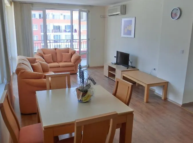 Sea View Panorama On Complex With Pools And Beach, Szveti Vlasz