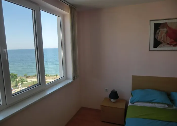 Sea View Panorama On Complex With Pools And Beach, * 圣弗拉斯